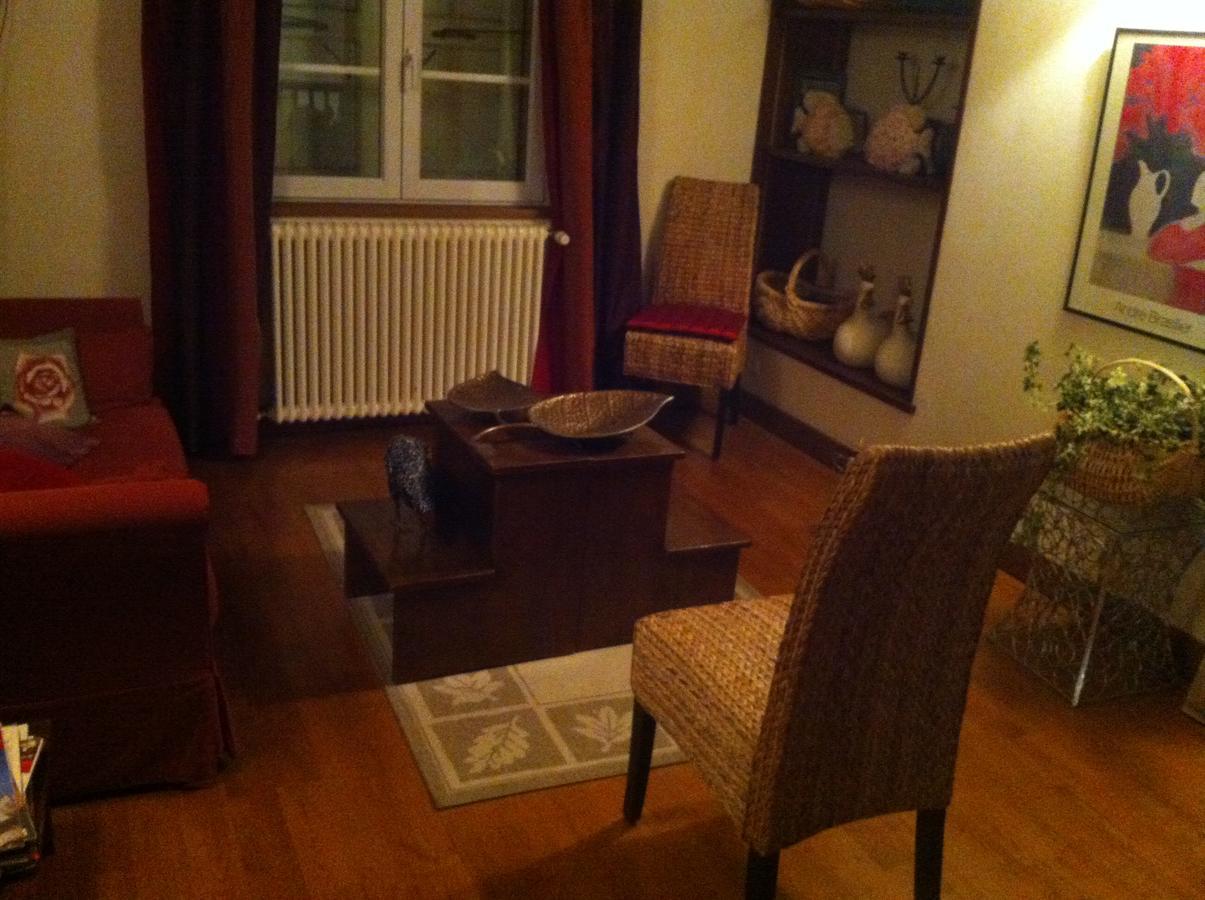 Auberge Fleurie Montsalvy Kültér fotó